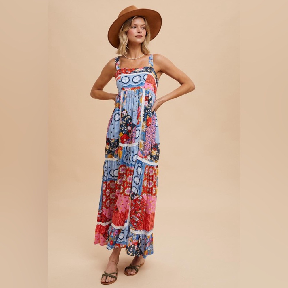 PATCHWORK TILED PRINT MAXI DRESS - Picture 3 of 7